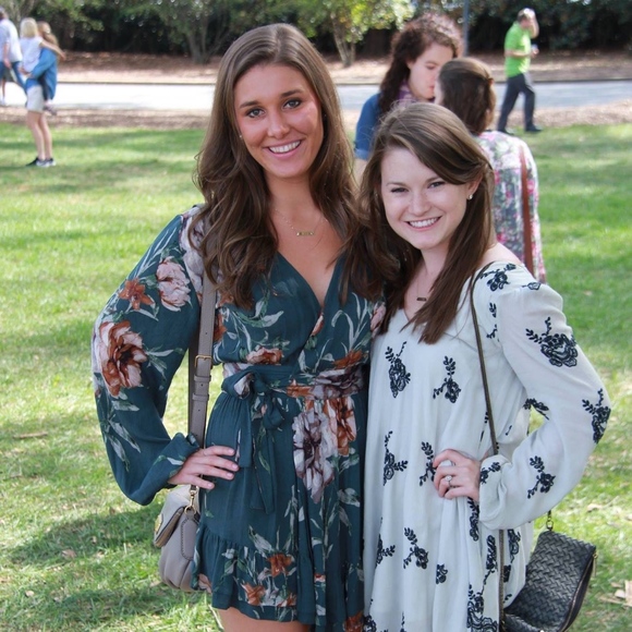 Meet your Posher, Anne - Picture 2 of 8